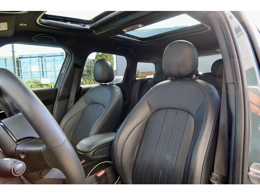 MINI Countryman Cooper SE ALL4 | Sage Green | JCW Pakket | Pano | 57061034-0.jpg | Pursang Automotive