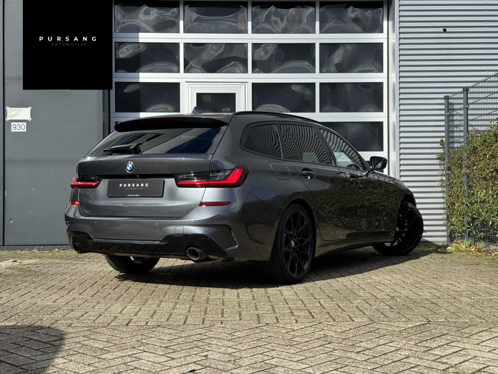 BMW 3 Serie 330 i M Sport | Pano | M-perf. Velg | Carbon | 57311797-0.jpg | Pursang Automotive
